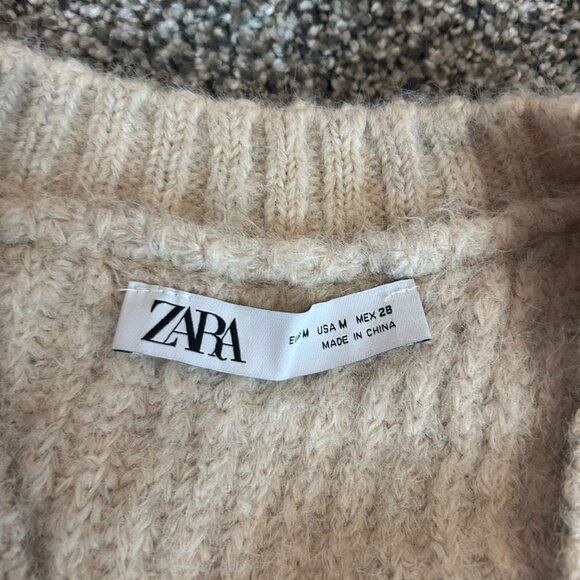 Zara flower knit vest, size M - Picture 5 of 5